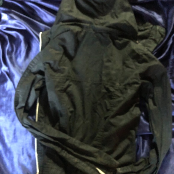 COPY - Bench Hoodie Jacket windbreaker - Picture 2 of 2